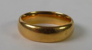 22ct GOLD BROAD WEDDING RING, Birmingham 1922, 7.9gms, ring size J