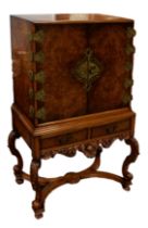 MODERN CHINESE STYLE BERWICK FURNITURE WALNUT COCKTAIL CABINET ON STAND, the five-hinge doors open