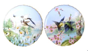PAIR OF GEORGE JONES CABINET PLATES FOR BAILEY, BANKS & BIDDLE OF PHILADELPHIA, of hand-painted