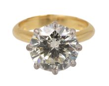 A diamond single stone ring