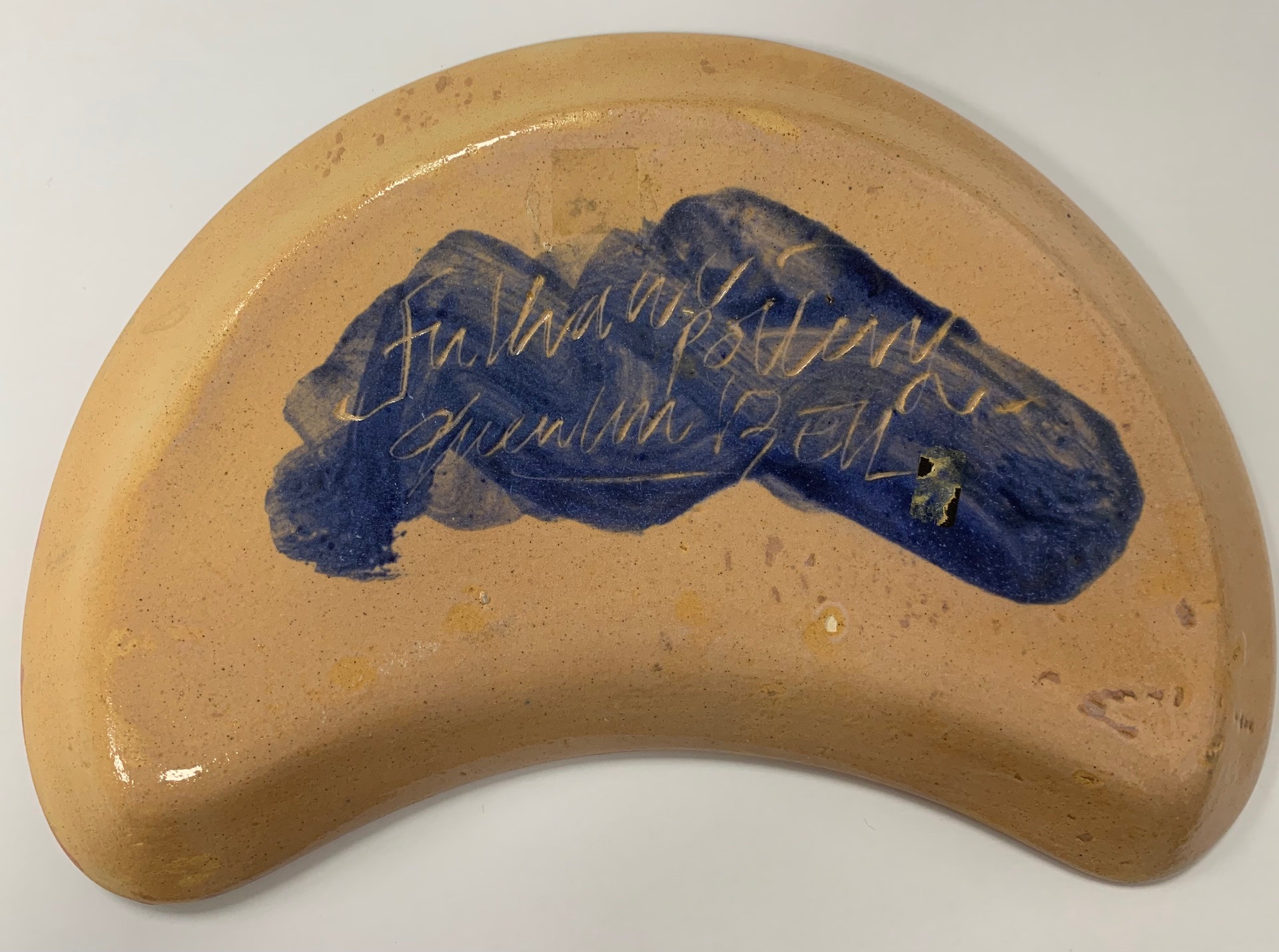 Quentin Bell (1910-1996) for Fulham Pottery, a side dish - Image 2 of 4