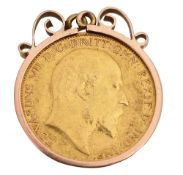 An Edward VII 1909 half sovereign pendant