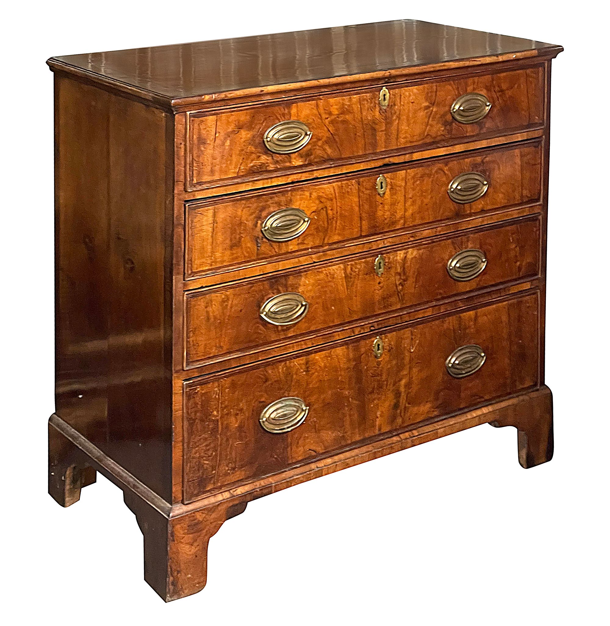 A George II walnut chest of drawers - Image 2 of 4