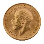 A George V gold full sovereign, 1915