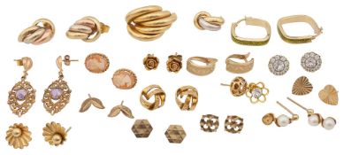 A group of 9ct earrings of varying designs
