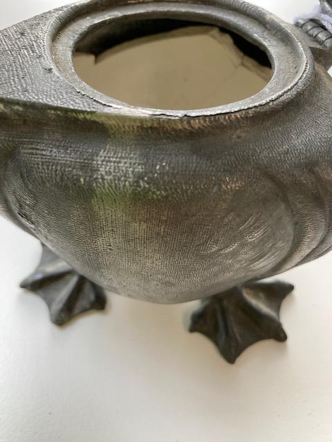 A continental Jugendstil pewter novelty grotesque bird inkwell c.1900 - Image 5 of 7