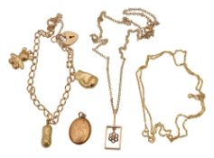 A group of assorted jewellery