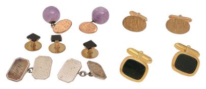 Assorted gentleman's accessories