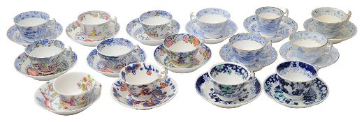 A collection of early 19th century teacups and saucers (15)