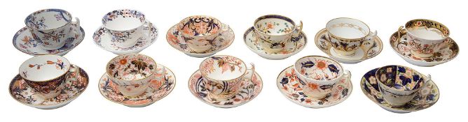 A collection of early 19th century teacups and saucers (11)