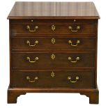 George III mahogany chest of drawers