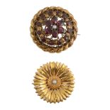 A Victorian garnet and yellow gold brooch