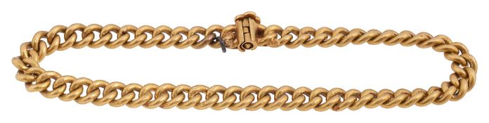 A Chinese gold curb link bracelet