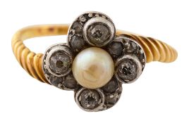 A Victorian rope twist gold ring