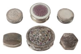 Two George III silver patch boxes, and other later pill boxes