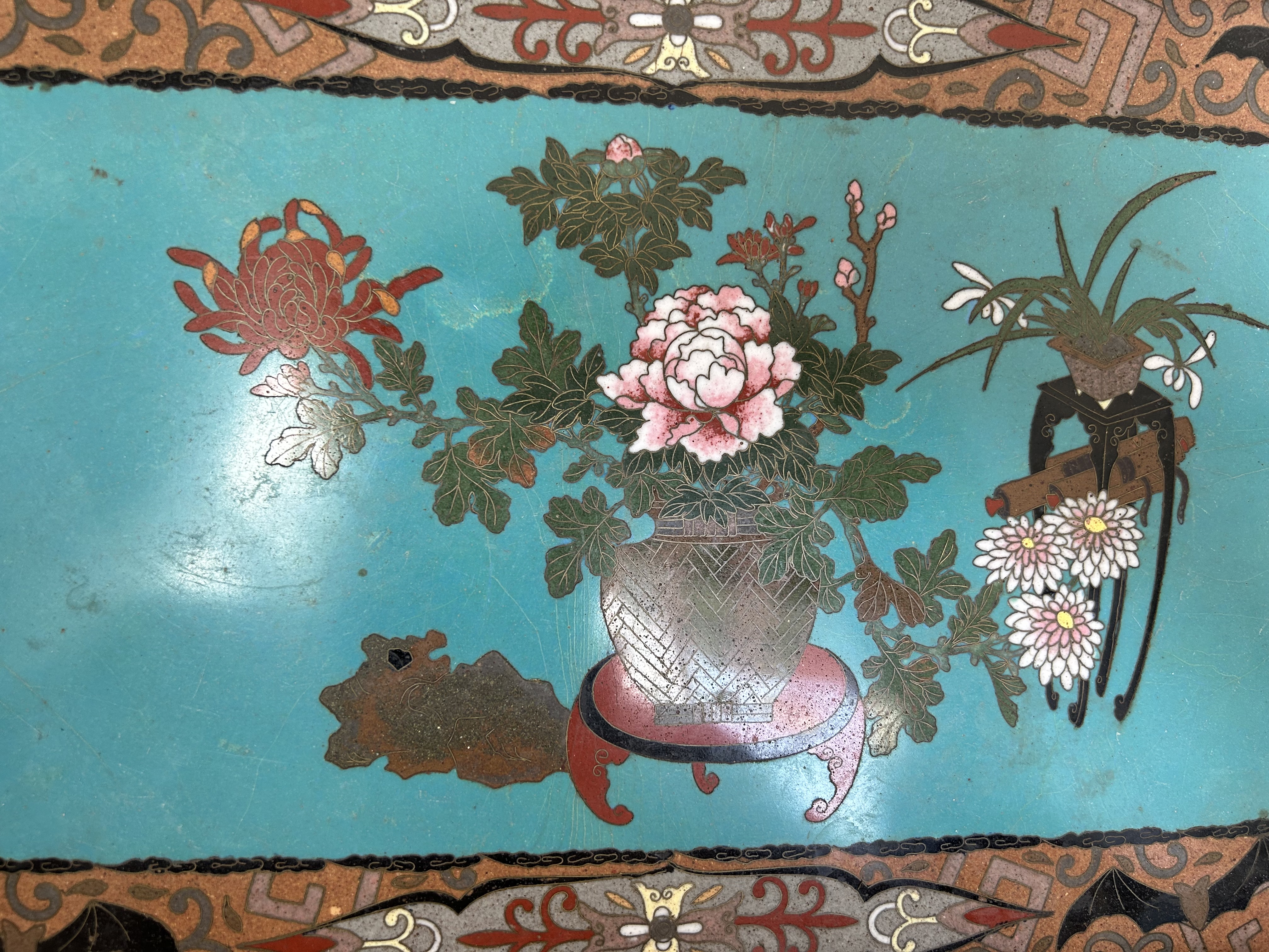 A Japanese Meiji Period cloisonnŽ tray - Image 2 of 5