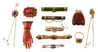 A group of mostly late 19th century jewellery: