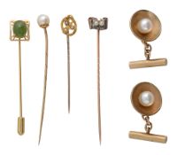 A pair of 9ct gold cultured pearl cufflinks