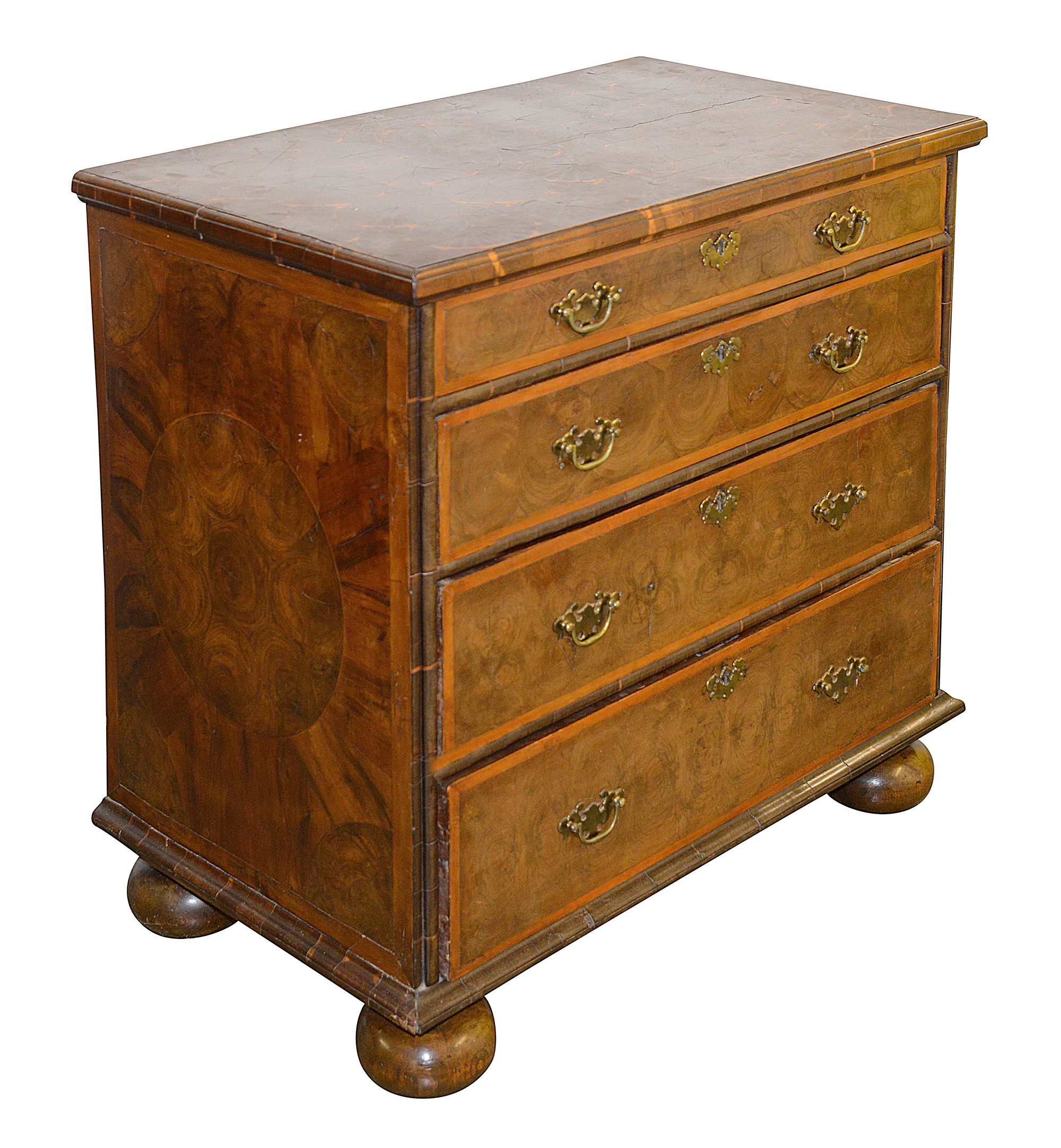 A William and Mary walnut oyster veneered chest of drawers - Image 6 of 6