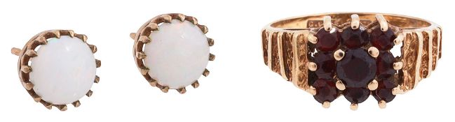 A 9ct garnet ring and opal ear studs