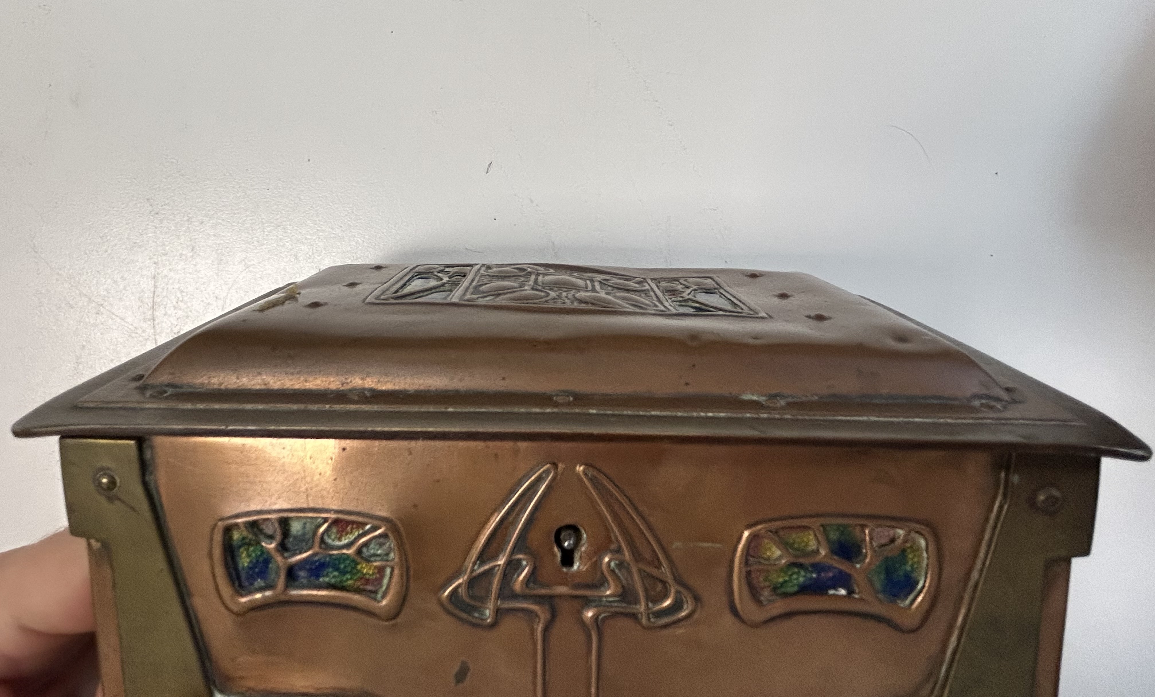 An Austrian Jugendstil Secessionist brass, copper and enamel jewellery casket - Image 4 of 5