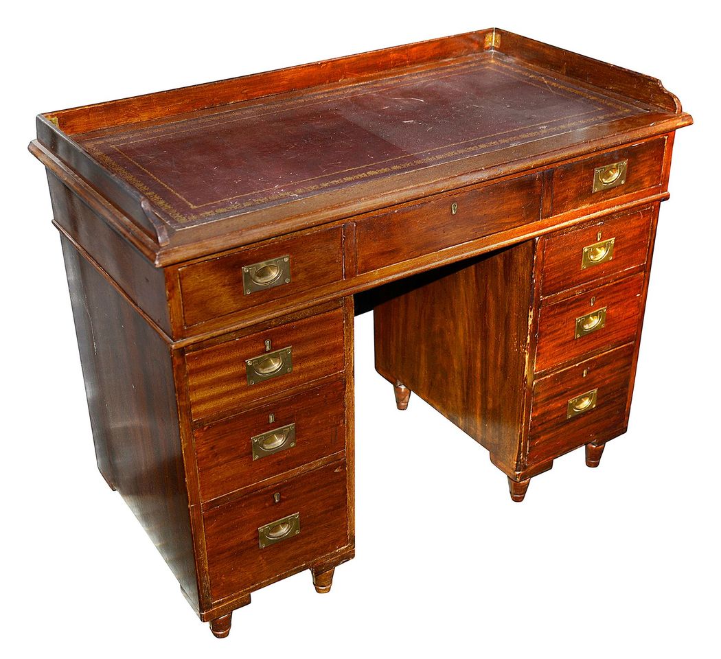 A Victorian mahogany pedestal ship's desk. - Image 3 of 3