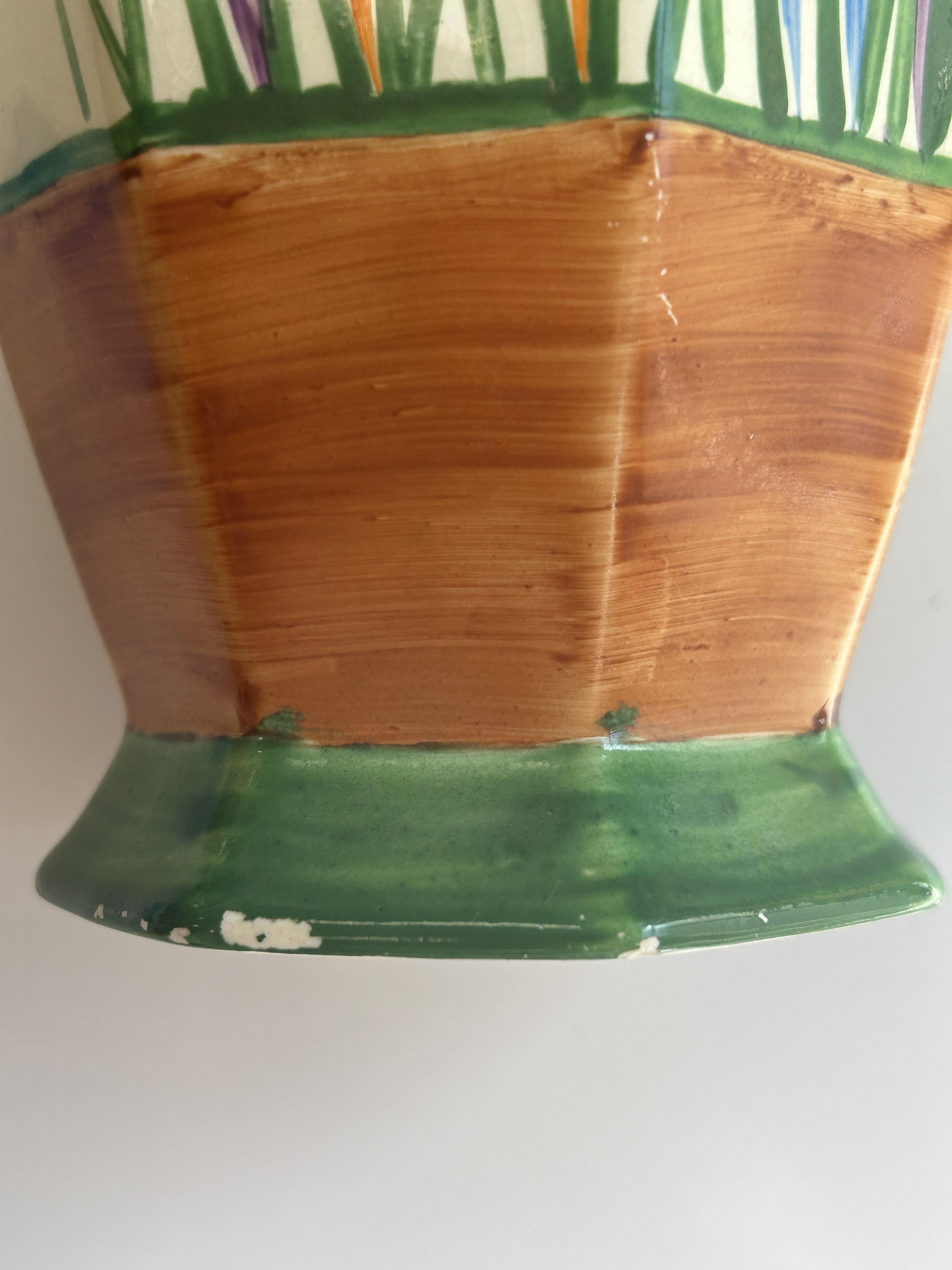 A Clarice Cliff Bizarre 'Double V' preserve pot and a Bizarre Crocus jug - Image 7 of 7