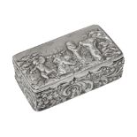 An Edwardian silver snuff box