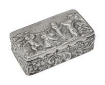 An Edwardian silver snuff box