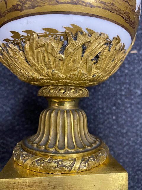 A 19th century French ormolu mounted Neoclassical porcelain table lamp - Image 6 of 6