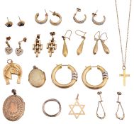 A collection of lady's accessories