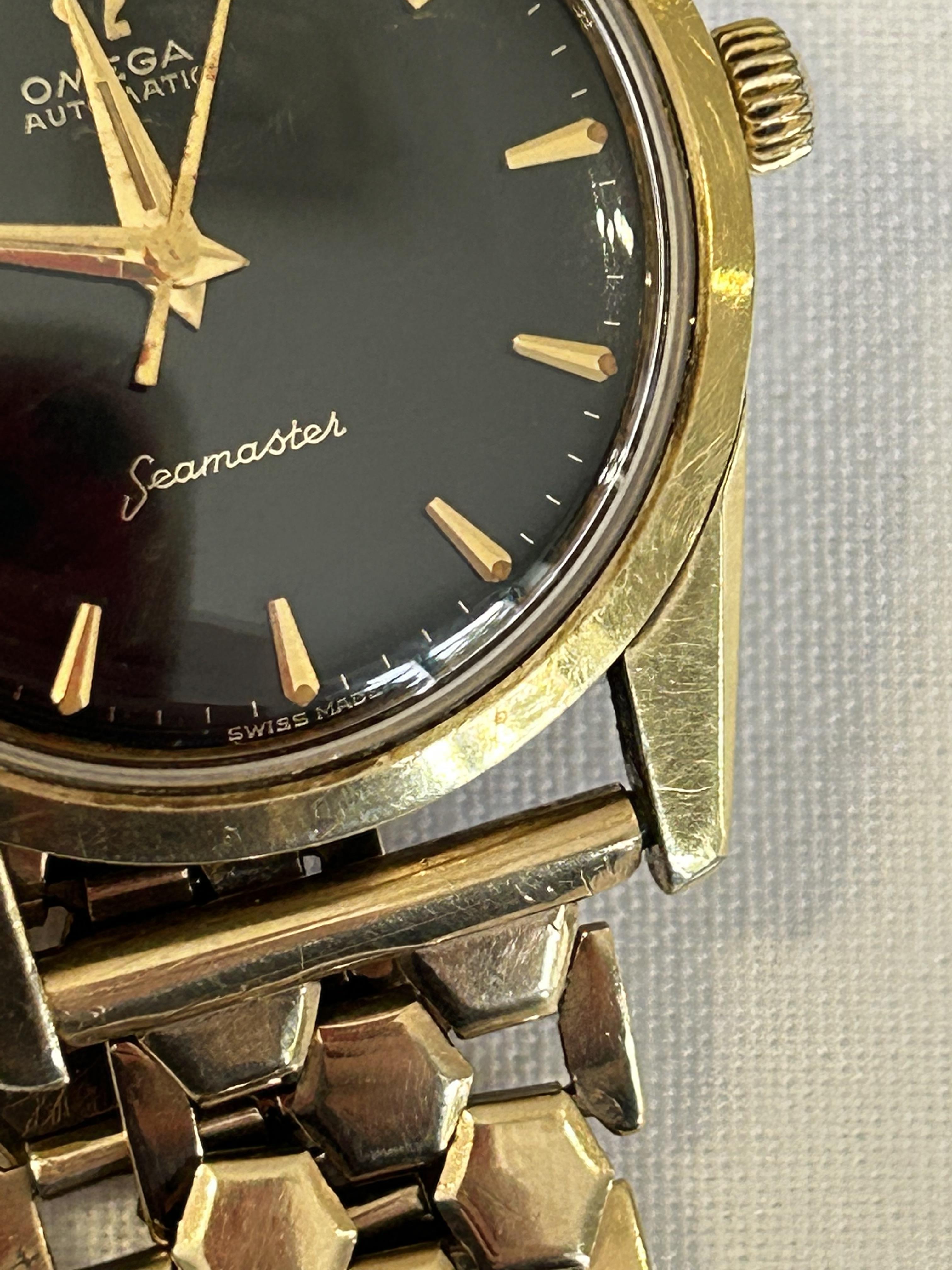 An Automatic Omega Seamaster bracelet wristwatch - Image 3 of 3