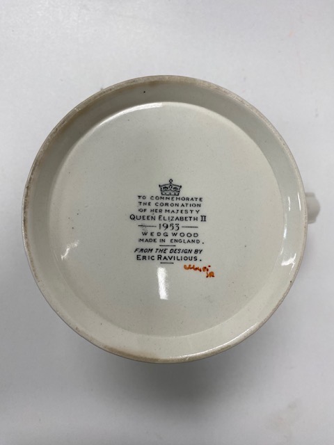 Eric Ravilious (1903-1942) for Wedgwood, The Queen Elizabeth II Coronation mug, 1953 - Image 2 of 2