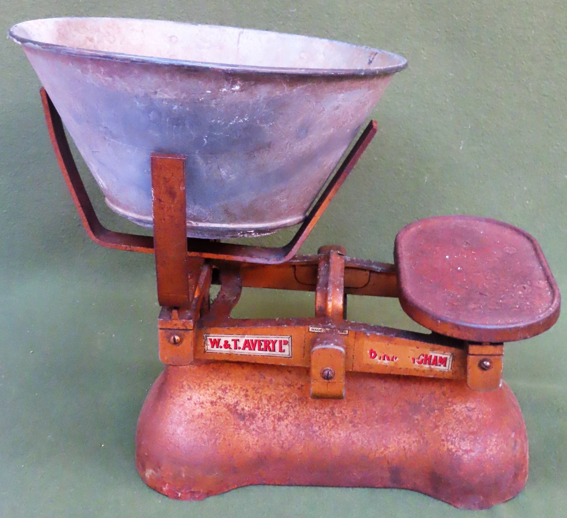 Set of vintage potato scales, by W&T Avery Ld. Approx. 34cms L used condition. may be a marriage.