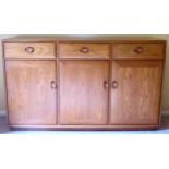 Ercol Golden Dawn light oak sideboard. App. 92cm H x 155cm W x 45cm D Reasonable used condition,