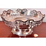 SILVER FRUIT BOWL, PIERCE DECORATION, VYNERS 1935, WEIGHT APPROX 573g