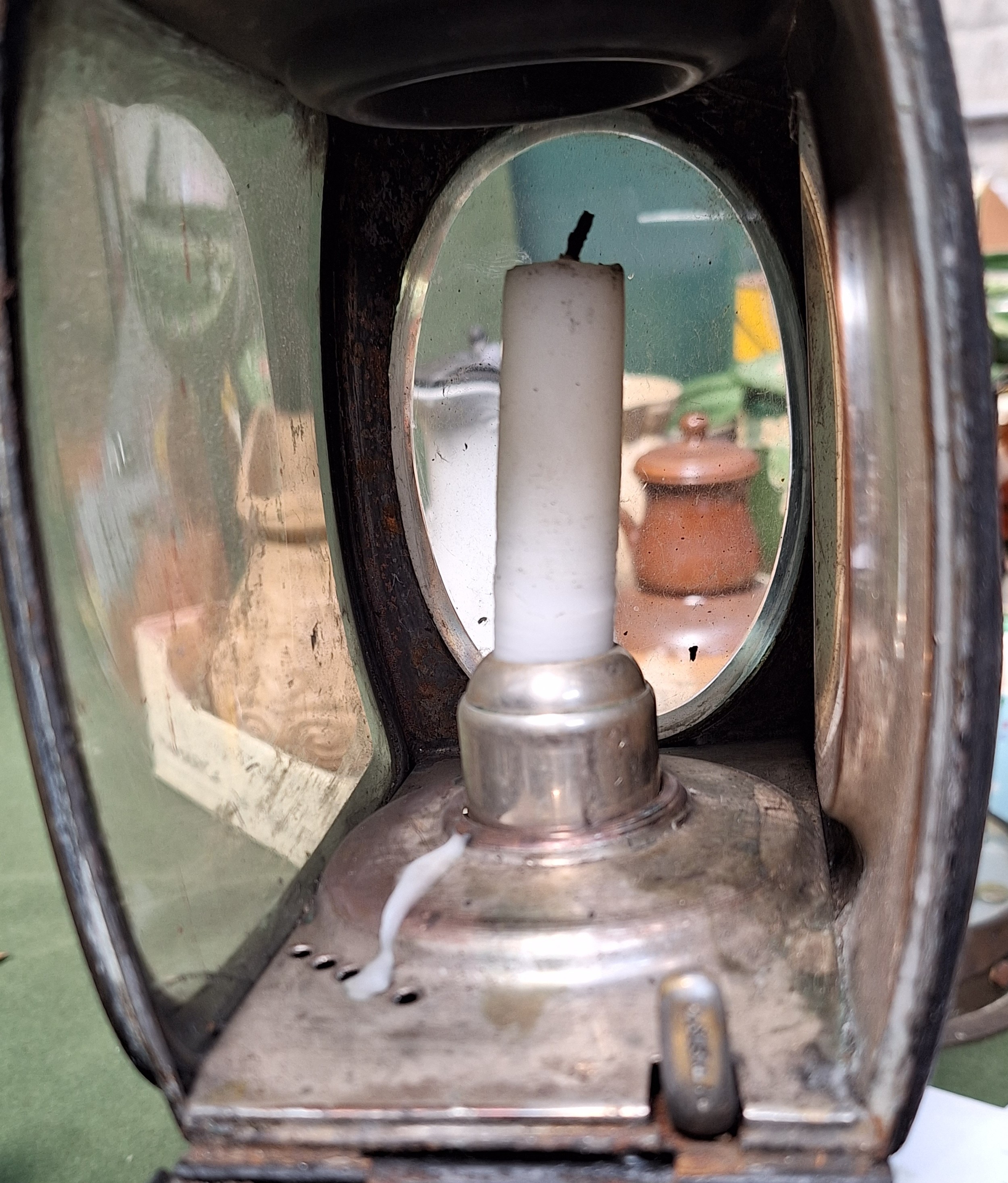 LAMPS AND LANTERNS INCLUDING BRASS COACH LAMP, "THE PREMIER LAMP" RAILWAY LAMP, "LUCAS CALCIA CADET" - Image 4 of 4