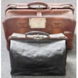Two vintage doctors bags Both in used condition, some wear