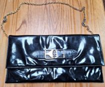VINTAGE BLACK PATENT LEATHER CLUTCH BAG WITH CHAIN