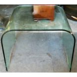 Stylish 20th century glass coffee table. Approx. 50cm H x 60cm W x 67cm D