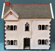 Vintage dolls house. App. 66 x 71 x 40cm