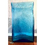 WHITEFRIARS RECTANGULAR BLUE GLASS VASE, APPROX 24 (HIGH) x 14 x 10cm