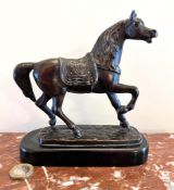 CAST METAL BRONZE COLOURED FIGURE OF AN EQUESTRIAN HORSE, UPON OLD WOODEN PLINTH, APPROX 17cm HIGH