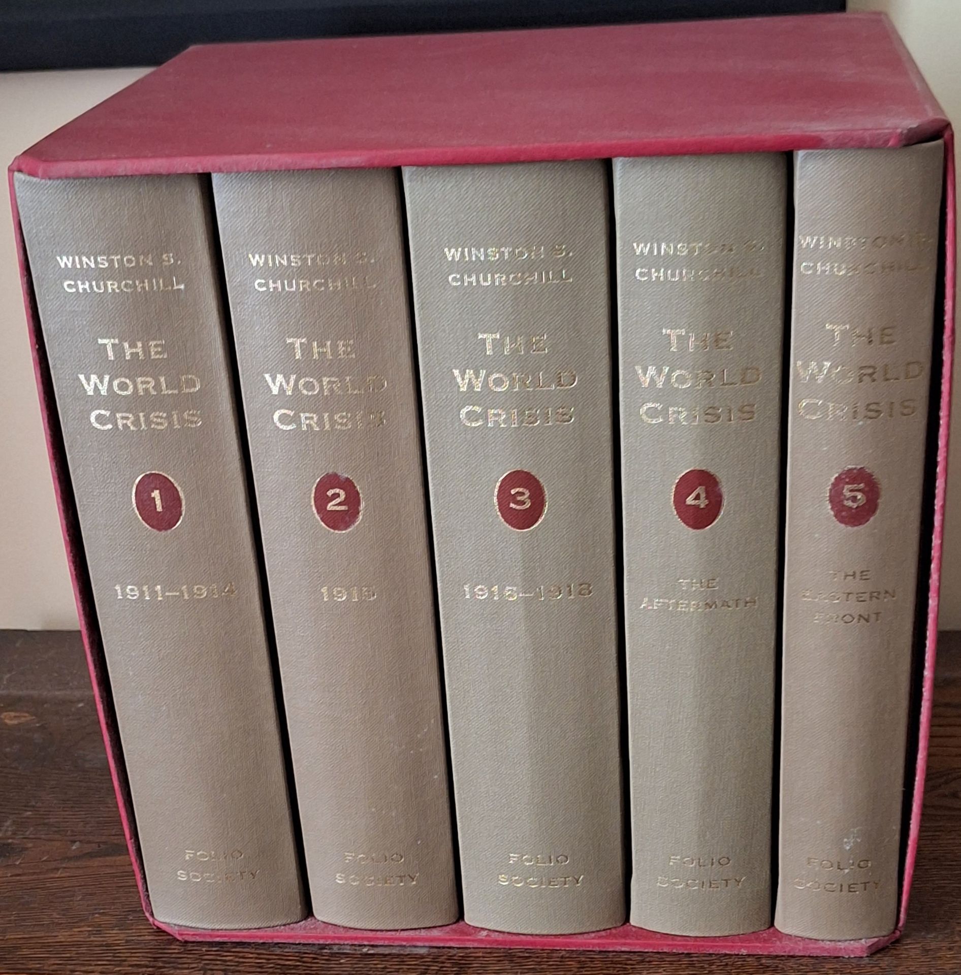 SET OF FIVE FOLIO SOCIETY VOLUMES- WINSTON S CHURCHILL, 'THE WORLD CRISIS', IN SLIP CASE