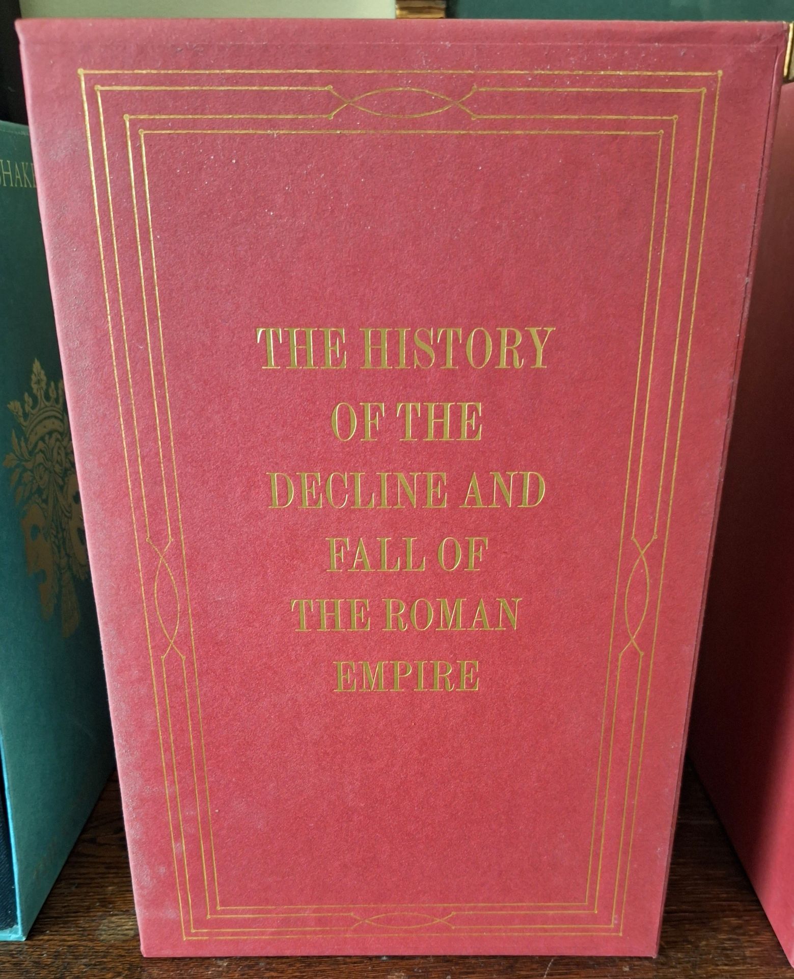 EIGHT FOLIO SOCIETY EDWARD GIBBON VOLUMES, 'THE HISTORY OF THE DECLINE AND FALL OF THE ROMAN EMPIRE - Image 2 of 4