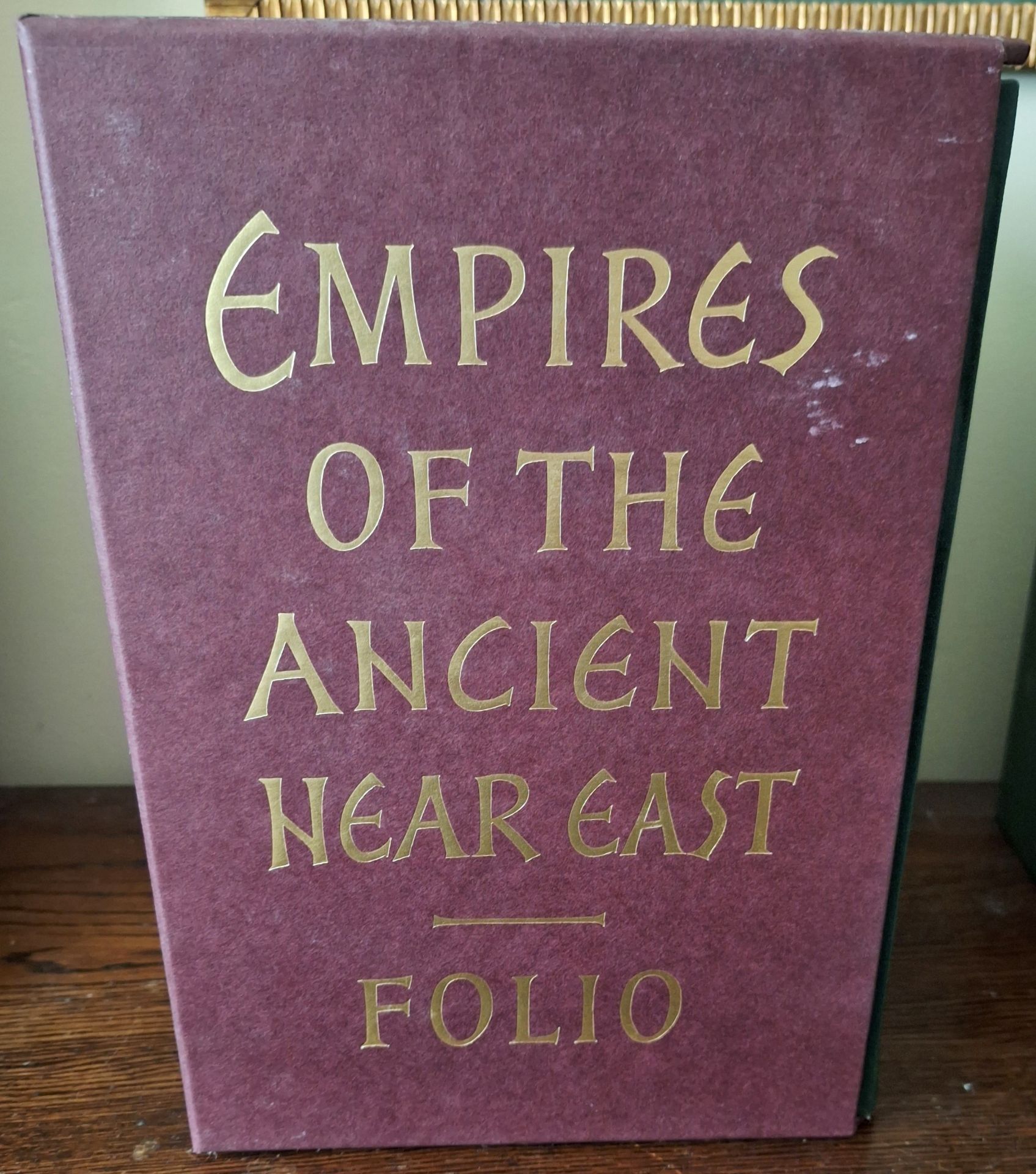 SET OF FOUR FOLIO SOCIETY VOLUMES, 'EMPIRE OF THE ANCIENT NEAR EAST', IN SLIP CASE - Image 2 of 4