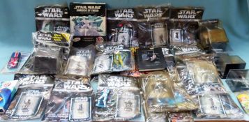 Parcel of various Star Wars official Figurine collection magazines, plus other Star Wars sundries