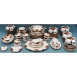 Parcel of various Royal Albert Old Country Roses, Approx. 100+ pieces