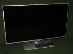 Panasonic TX-L32E6B 32" flat screen television, with remote control