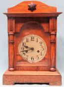 Early 20th century Oak cased bracket clock. App. 38cm H Used condition, not tested for working